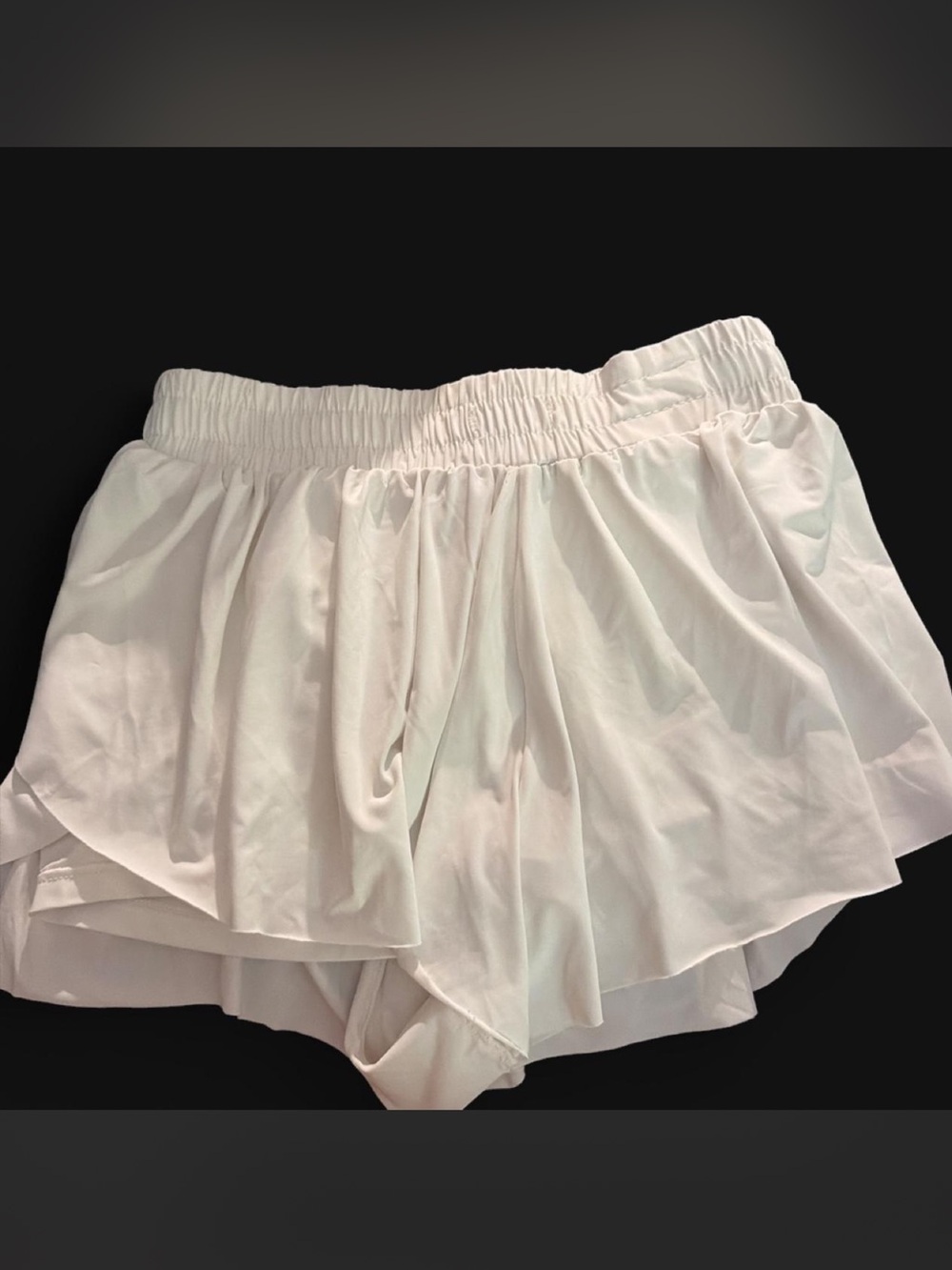(821-7) White Flowy Tennis Athletic Skort Large Perfect Condition